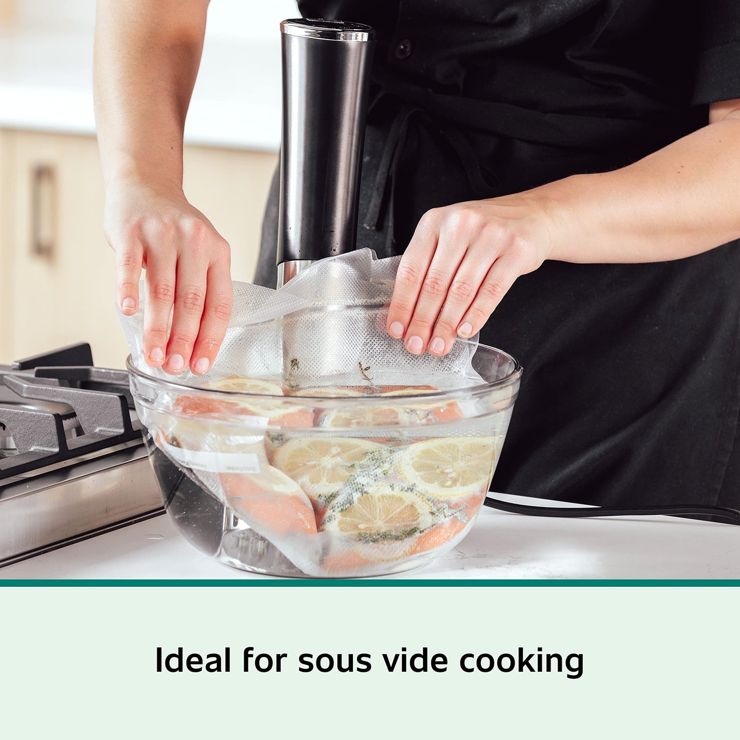 FoodSaver Vacuum Sealer Machine with Automatic Bag Detection, Sealer Bags and Roll
